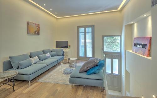 Stylish and cozy house in Athens, Plaka, Ateny