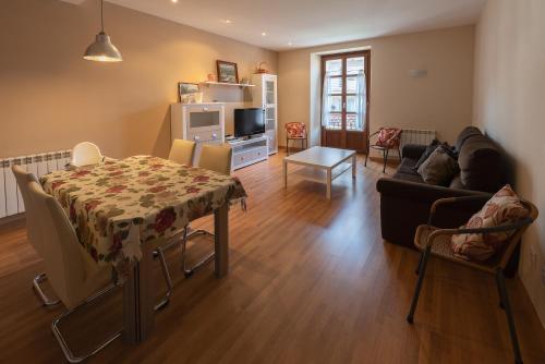 Apartamentos Mirando Llanes