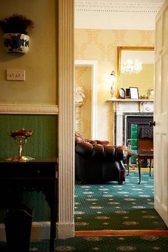 Belvedere Lodge - image 5