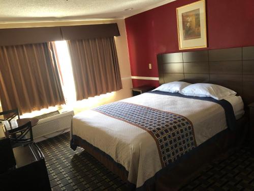 Whittier Travel Inn – Whittier, CA