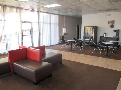 Motel 6 Greensboro, NC