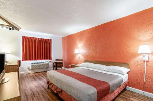 Motel 6-Naperville, IL in Naperville, USA