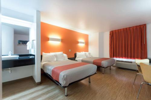 Quadruple Room - Non-Smoking