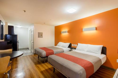 Deluxe Quadruple Room - Non-Smoking