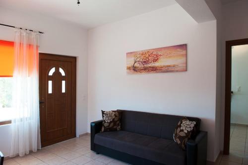 Apartments Villa L&M Skiathos - image 10