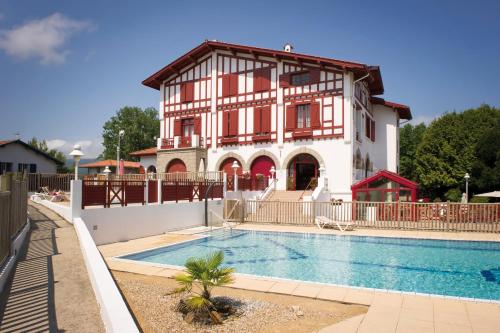 Entrada, Hotel & Residence Vacances Bleues Orhoitza in Hendaye