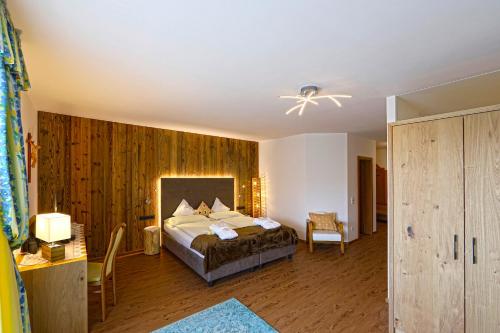 Hotel Kristall - main image