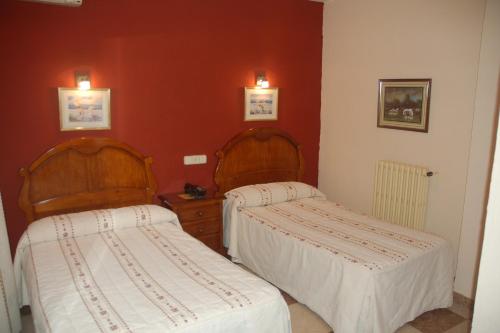 Hostal Residencia Castilla - image 8