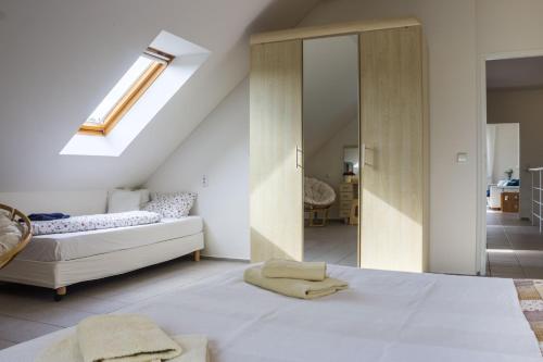 Vila Les Kralovstvi in เนโมยอฟ