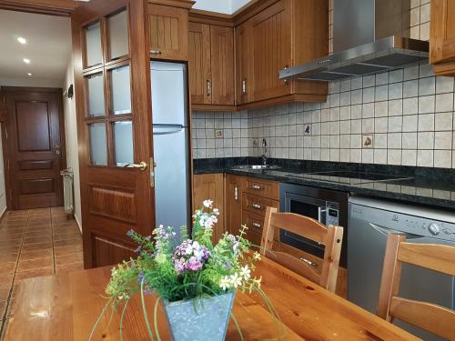 卡爾諾伊公寓 (Apartaments Cal Noi) in 金普頓