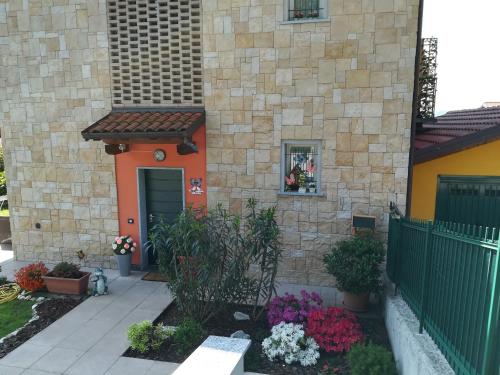 Serenity tra i laghi b&b, Pension in Besozzo