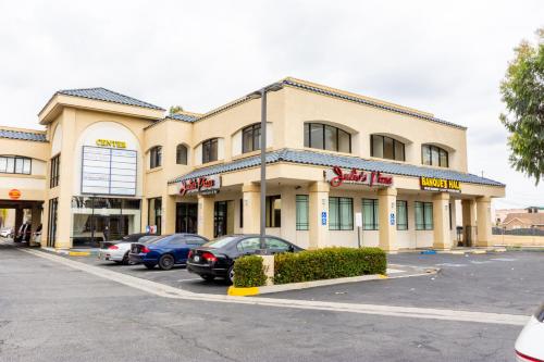 Days Inn & Suites by Wyndham Artesia