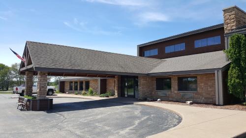 Americas Best Value Inn & Suites - Norway - image 9
