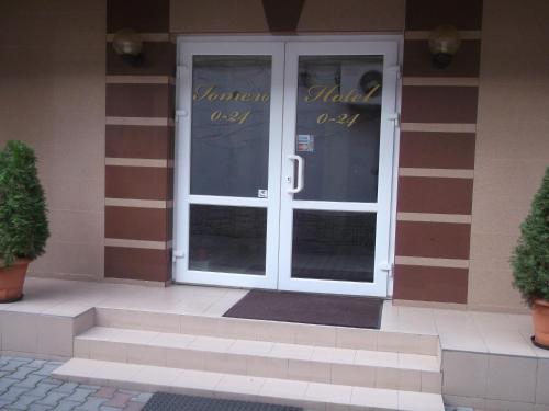hotel photo