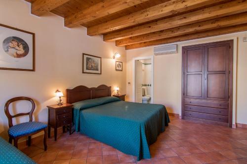 Apollo B&B 4