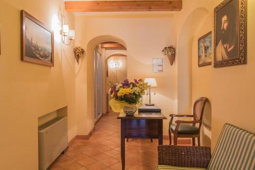 Apollo B&B 2