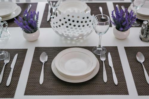 LGP Exclusive Apartment - image 12