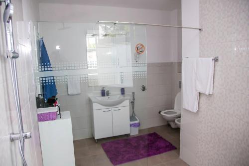 LGP Exclusive Apartment - main image