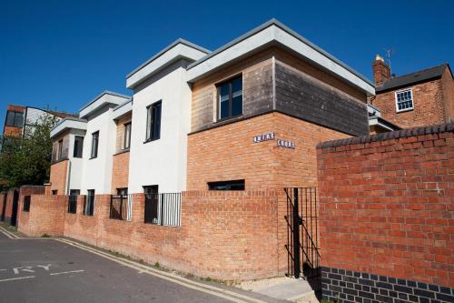 Quire Court Apartment, , Gloucestershire