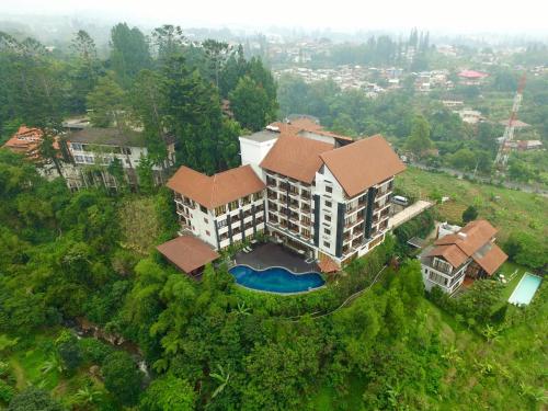 Exterior view, The Grand Hill Resort-Hotel near Gunung Mas Wisata Argo