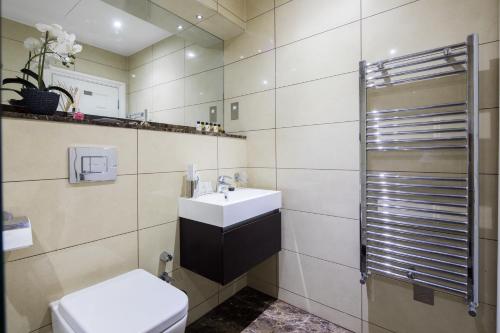 Lancaster Gate Hyde Park by London Hotel Collection - image 3