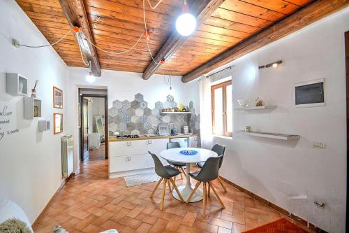  Appartamenti di Claudia Locazione turistica, Pension in Spoleto bei Bazzano Inferiore