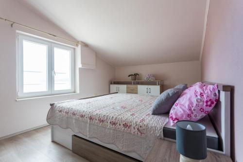 Apartment Robi 4
