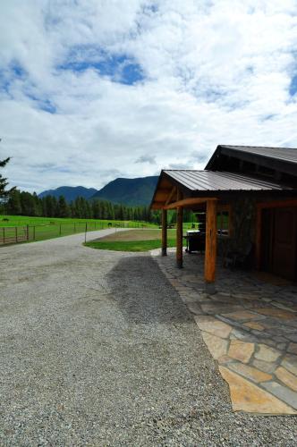 Glacier Homestead