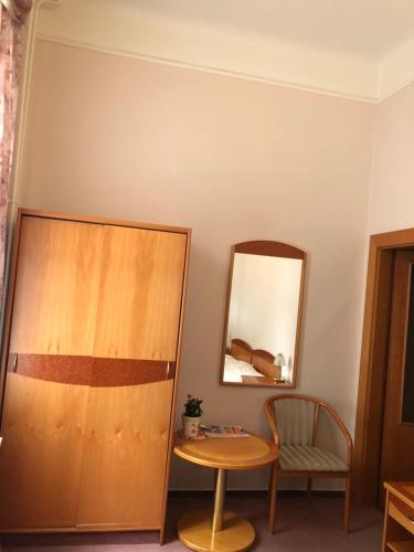 Pension Akropolis
