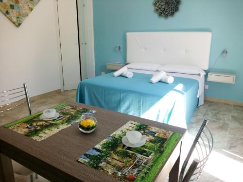 Studio Apartment image 2