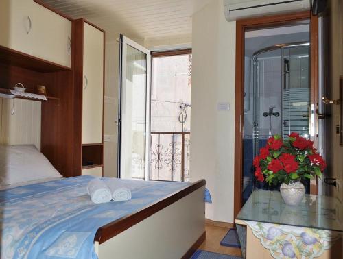 Rooms by the sea Split - 15568, Split (photo 5)