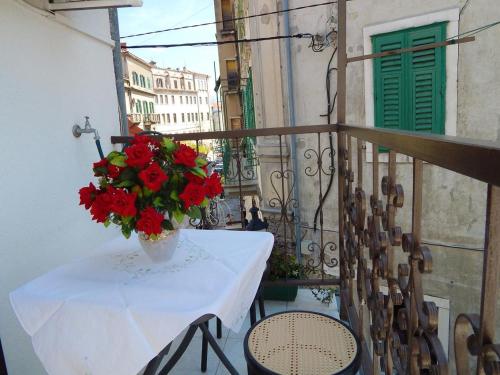 Rooms by the sea Split - 15568 - main image