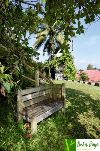 Bukit Raya Guesthouse