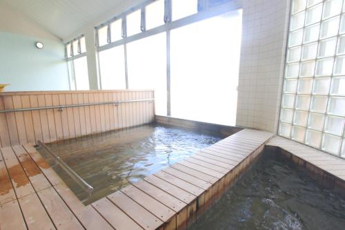 Hot spring bath, ブナの里白神館 buna no sato shirakamikan in Nishimeya