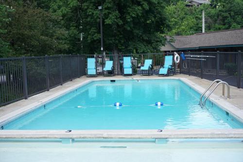 Pool, Marshall's Creek Rest Motel in Gatlinburg (TN)