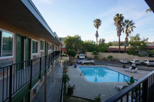 Americas Best Value Inn Thousand Oaks