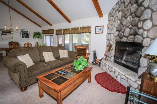 Bear Golf Inn-1218 by Big Bear Vacations - image 14