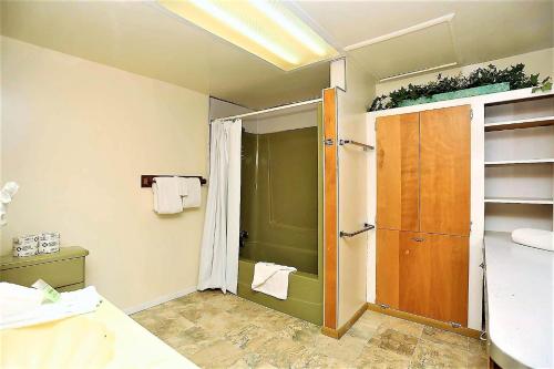 Vista Pines-234 by Big Bear Vacations - image 11
