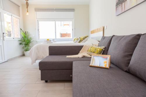 Rambla de Marisol Apartments in Castelldefels