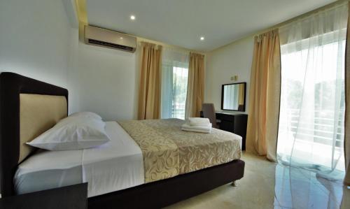 Athena Apartment - image 10