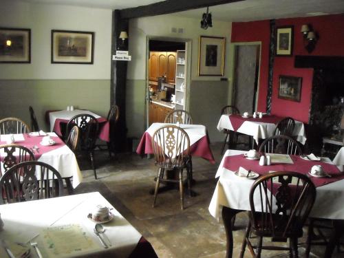 Townstal Farmhouse - image 2