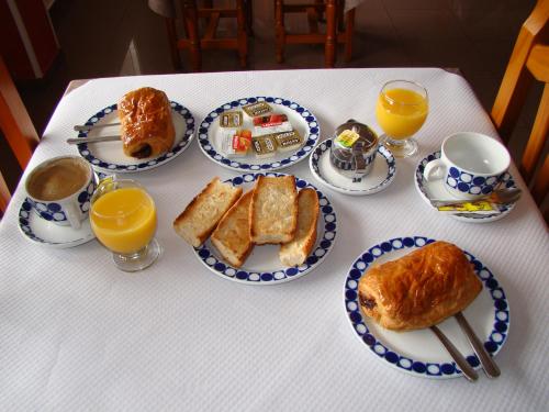 Hostal San Roque - image 14