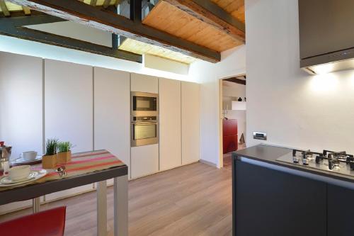 Sea to Sky Apartments
