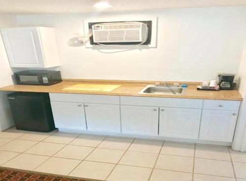 2 double beds