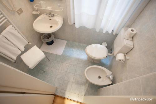 Hotel Caprera - image 5