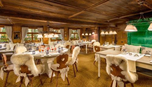 Parkhotel Adler - image 6