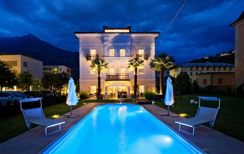   Villa Tyrol - Adults Only, Pension in Meran