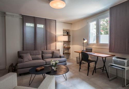 Unique Semi-Basement Stay at the Foot of the Acropolis, Atény (fotografie 7)