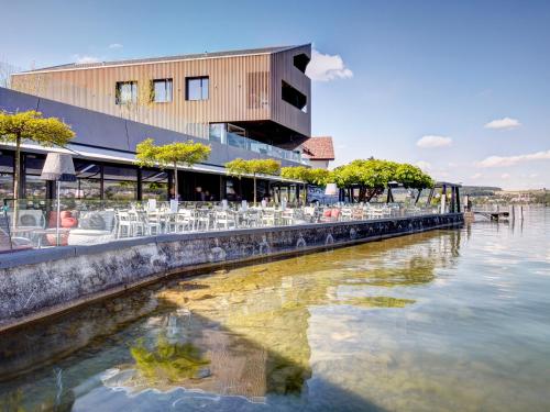 Hotel-Restaurant-Schifflände in Birrwil, Schweiz