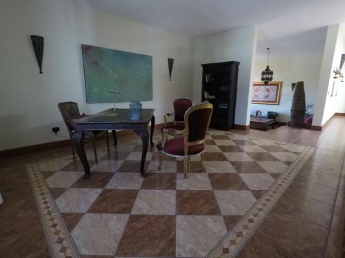 Oprema, Villa la petite in Guatiza